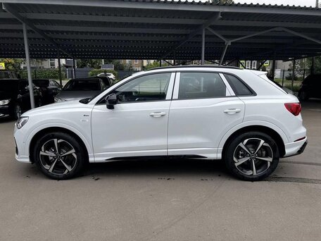 2023 Audi Q3 35 TDI DFGA II (F3), белый, 2800000 рублей, вид 4