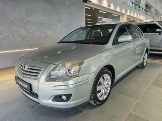 Toyota Avensis II