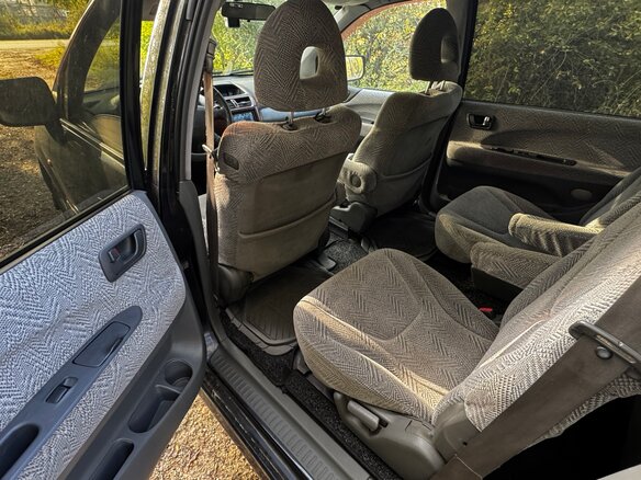 1999 Mitsubishi Space Wagon III, синий, 279000 рублей - вид 14