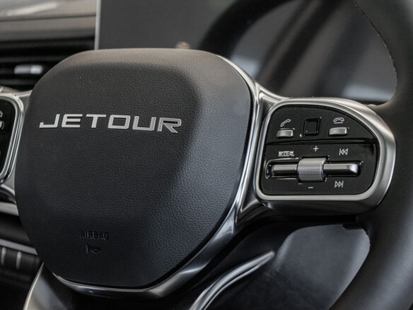 2026 Jetour X70+ I Рестайлинг, серый, 3099000 рублей - вид 18