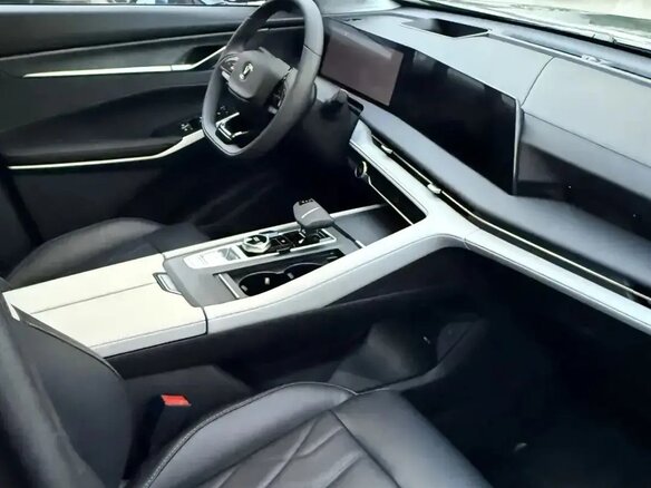 2024 Changan CS75 Plus III, серый, 3650000 рублей - вид 6