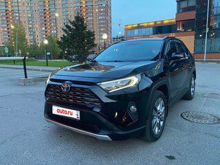 2021 Toyota RAV4 V (XA50), чёрный, 3200000 рублей, вид 1