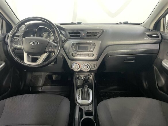 2014 Kia Rio 6-speed III, чёрный - вид 6