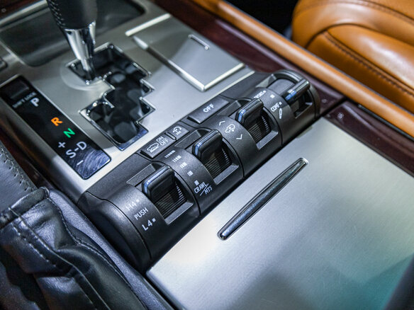 2012 Lexus LX 570 III, чёрный, 4058510 рублей - вид 24