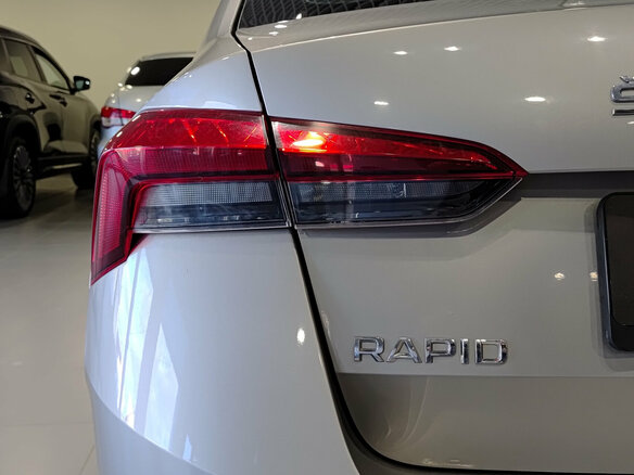 2020 Skoda Rapid II, серый, 1545000 рублей - вид 8