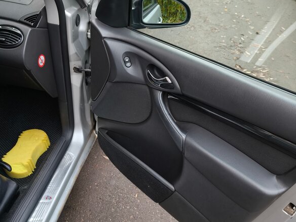 2004 Ford Focus I Рестайлинг, серебристый, 230000 рублей - вид 13