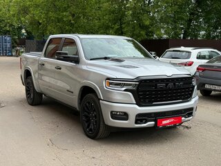 2026 Ram 1500 Crew Cab V Рестайлинг, серебристый, 10120000 рублей, вид 3