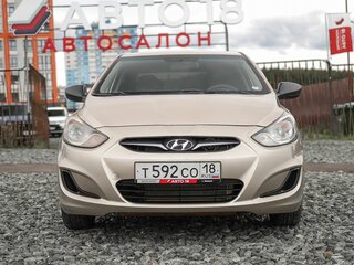 2012 Hyundai Solaris I, бежевый, 729000 рублей, вид 3