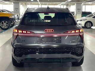 2026 Audi Q3 Sportback TFSI III (FJ), серый, 6850000 рублей, вид 3
