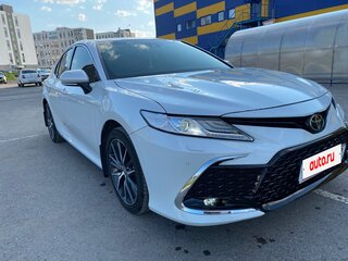 2021 Toyota Camry VIII (XV70), белый, 3000000 рублей, вид 4