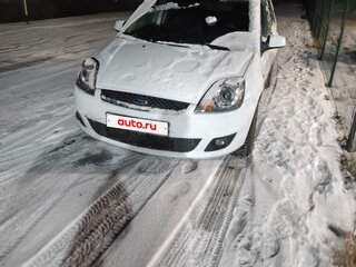 2007 Ford Fiesta Mk5, белый, 450000 рублей, вид 4