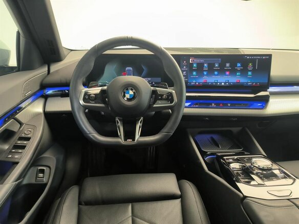2025 BMW 5 серии 530i xDrive VIII (G60/G61/G68), серый, 8990000 рублей - вид 12
