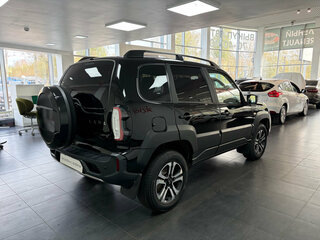 2025 Lada (ВАЗ) Niva Travel I, чёрный, 1295000 рублей, вид 4