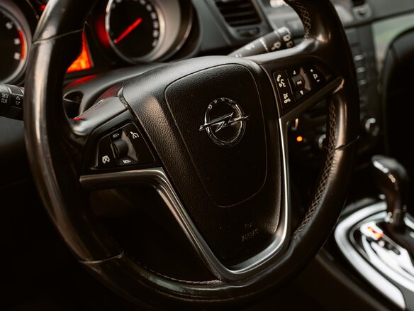 2009 Opel Insignia I, белый, 1100000 рублей - вид 5