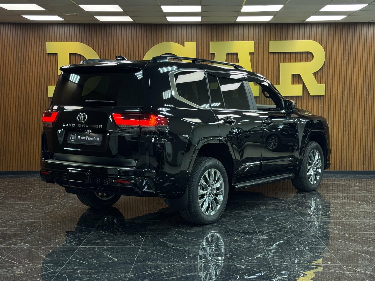 Toyota выпустила самый мощный Land Cruiser 300 в истории