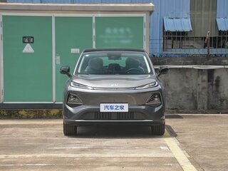 2026 Changan Qiyuan Q05 51.9 kWh II, чёрный, 2235003 рублей, вид 2