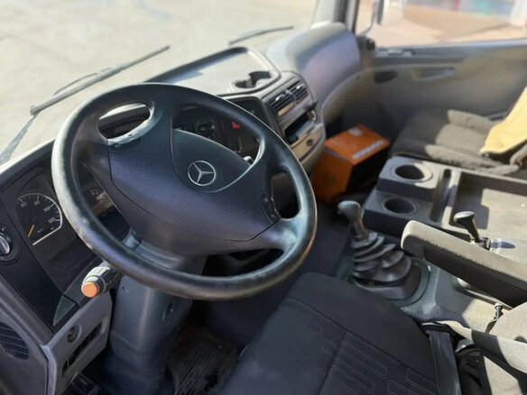 2017 Mercedes-Benz Atego, белый - вид 4
