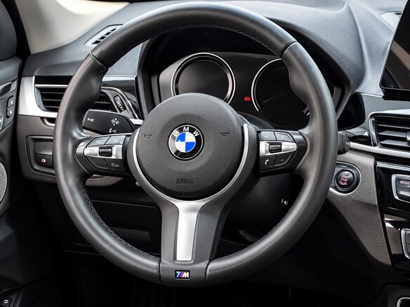 2022 BMW X1 Long 20Li sDrive II (F48) Рестайлинг, белый, 2190002 рублей - вид 8