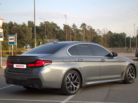 2022 BMW 5 серии 530i VII (G30/G31/G38) Рестайлинг, серый, 5150000 рублей - вид 10
