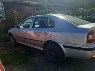 2008 Skoda Octavia I (A4) Рестайлинг, серебристый, 300000 рублей, вид 5