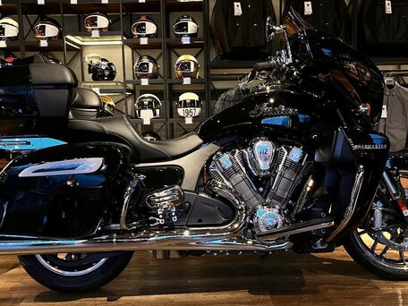 2025 Indian Roadmaster, чёрный, 4200000 рублей, вид 2