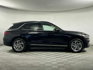 2021 Genesis GV70 I, чёрный, 4899000 рублей, вид 4