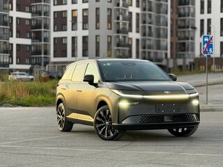 2026 Toyota bZ3X 58.3 kWh, чёрный, 3000000 рублей, вид 3