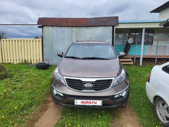 2013 Kia Sportage III, коричневый, 1200000 рублей