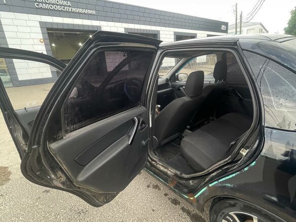 2012 Lada (ВАЗ) Granta I, чёрный, 160000 рублей - вид 12