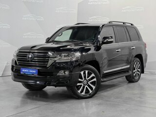2018 Toyota Land Cruiser 200 Series Рестайлинг 2, чёрный, 6750000 рублей, вид 1