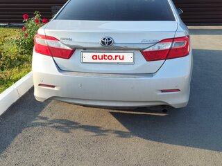 2014 Toyota Camry VII (XV50), серебристый, 1700000 рублей, вид 3