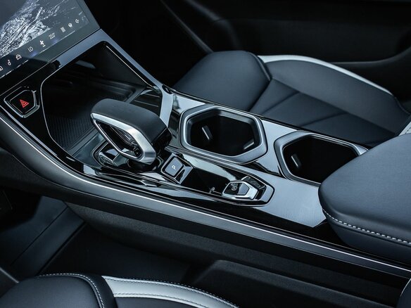 2026 Geely Atlas II, белый, 3870891 рублей - вид 18