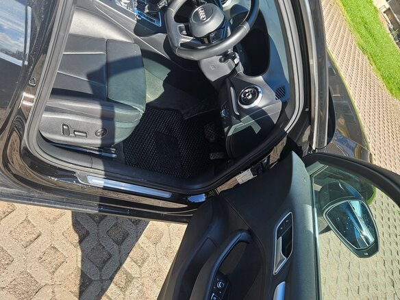 2017 Audi A3 III (8V) Рестайлинг, чёрный, 1560000 рублей - вид 15