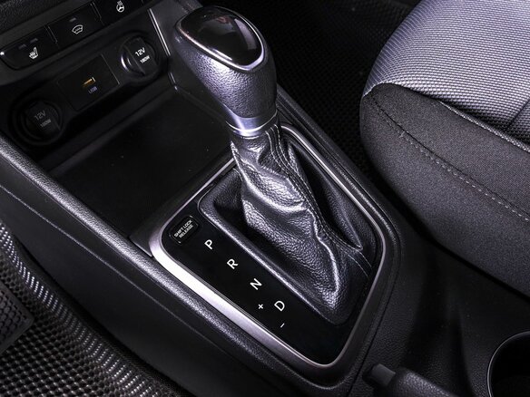 2021 Hyundai Solaris II Рестайлинг, серый, 1580000 рублей - вид 9