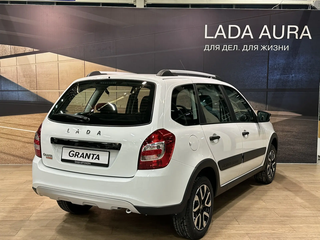 2026 Lada (ВАЗ) Granta Cross I Рестайлинг, белый, 1226000 рублей, вид 5