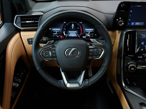 2026 Lexus LX 500d IV, чёрный - вид 11