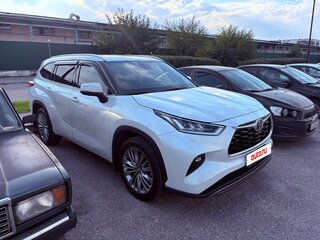 2025 Toyota Highlander IV (XU70), белый, 4830000 рублей, вид 1