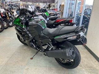 2017 Kawasaki ZX-14R, серый, 1277000 рублей, вид 3