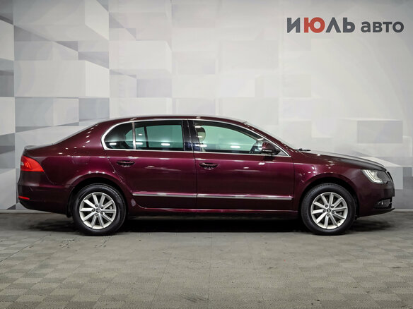 2014 Skoda Superb II Рестайлинг, фиолетовый, 920000 рублей - вид 8