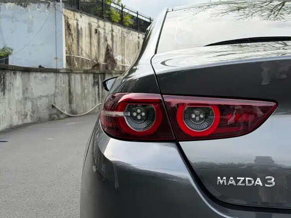 2022 Mazda 3 Axela IV (BP), серый, 1185000 рублей - вид 14