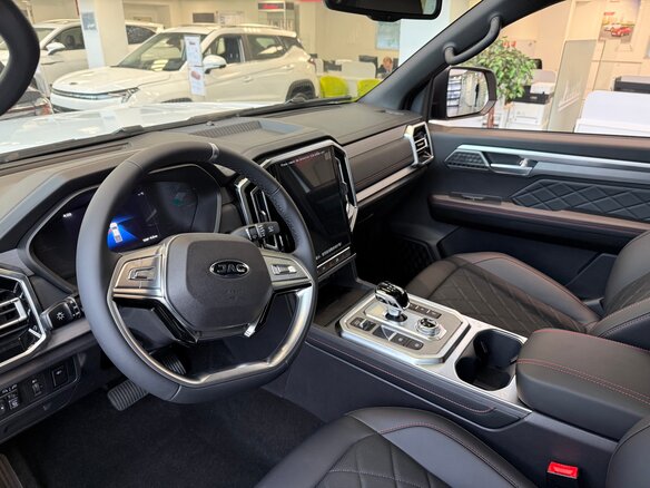 2026 JAC T9 Urban, белый, 3789000 рублей - вид 13