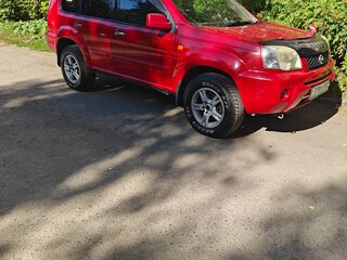 2001 Nissan X-Trail I, красный, 550000 рублей, вид 5