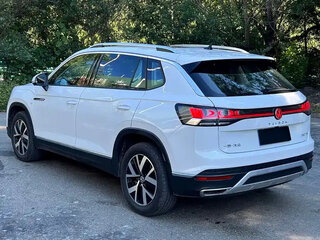 2023 Volkswagen Tayron I Рестайлинг, белый, 2300666 рублей, вид 5