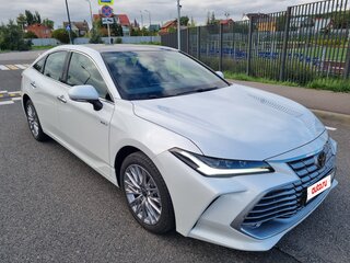 2025 Toyota Avalon V Рестайлинг 2, белый, 4900000 рублей, вид 2