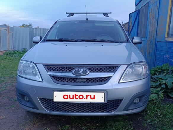 2014 Lada (ВАЗ) Largus I, серебристый, 640000 рублей