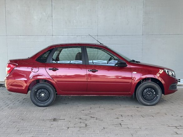 2026 Lada (ВАЗ) Granta I Рестайлинг, красный - вид 3