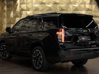2024 Chevrolet Tahoe V, чёрный, 9390000 рублей, вид 2