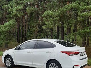 2019 Hyundai Solaris II, белый, 1170000 рублей, вид 4