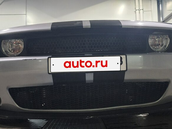 2014 Dodge Challenger III Рестайлинг, серый, 2100000 рублей - вид 10