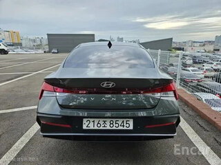 2023 Hyundai Avante VII Рестайлинг, серый, 1776000 рублей, вид 5